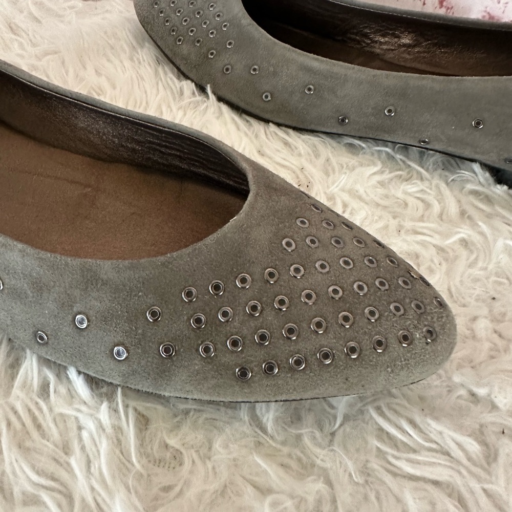 AGL‎ Attilio Giusti Leombruni Ballet Flats Shoes 8.5/9 Gray Suede Studded Pointy